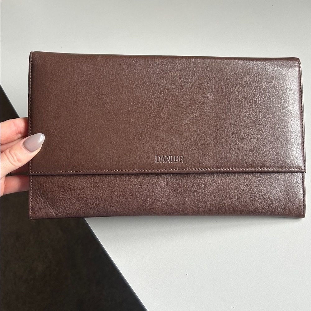 Danier Leather Travel Clutch - Picture 2 of 14